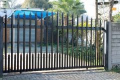 f2e7dec2d9bc412ee3a7de62cbb70bb2